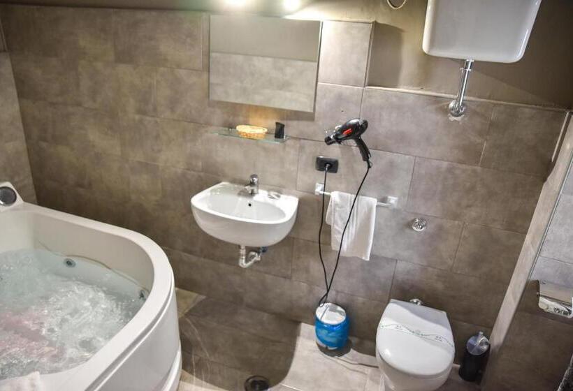 חדר סטנדרט עם מיטת קינג, Mirosa Bed And Breakfast