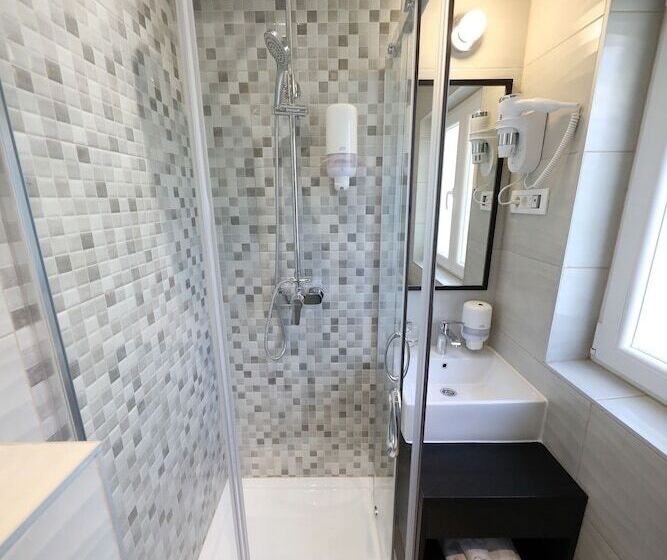 标准间, Downtown Boutique Hostel