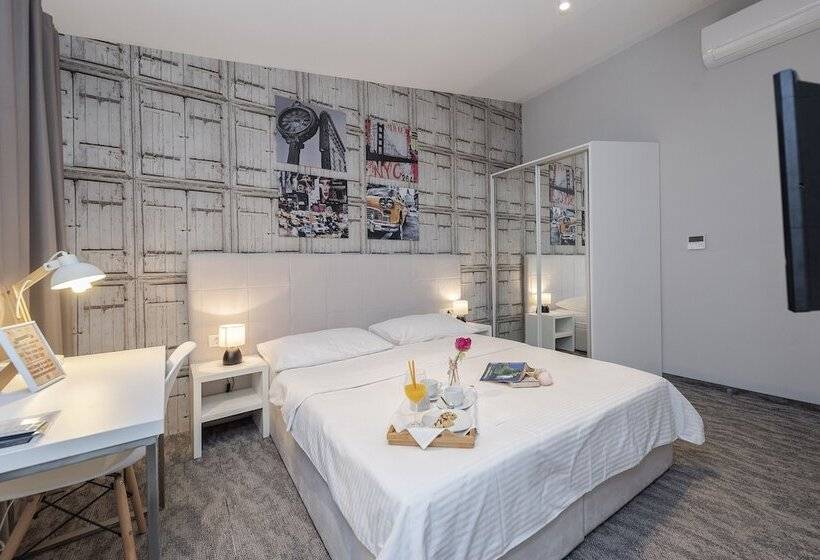 高级大房间, Downtown Boutique Hostel