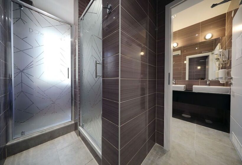 带共用浴室的标准房间, Downtown Boutique Hostel