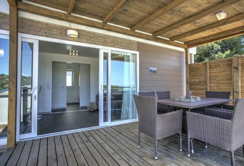 منزل غرفتين نوم, Camp Rehut   Campsite