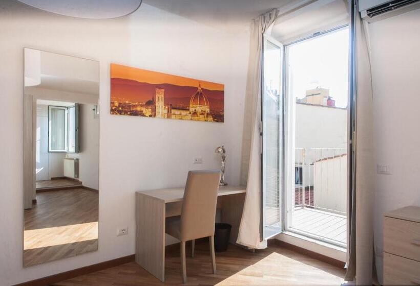 Quarto standart com varanda, Le Tre Lune Suites