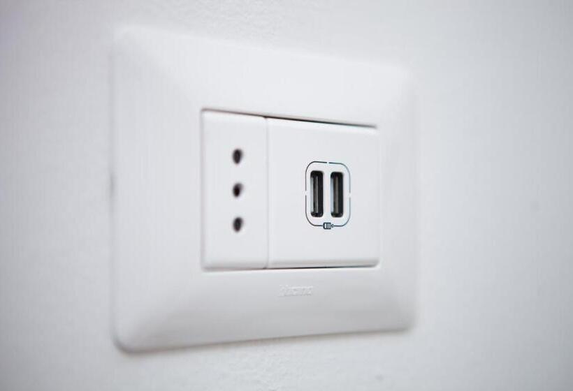 Quarto Basic, Le Tre Lune Suites