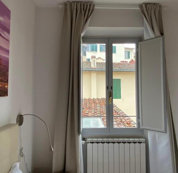 Quarto standart com varanda, Le Tre Lune Suites