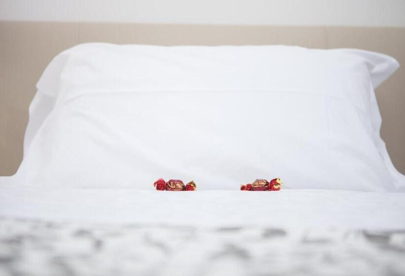 Quarto Basic, Le Tre Lune Suites