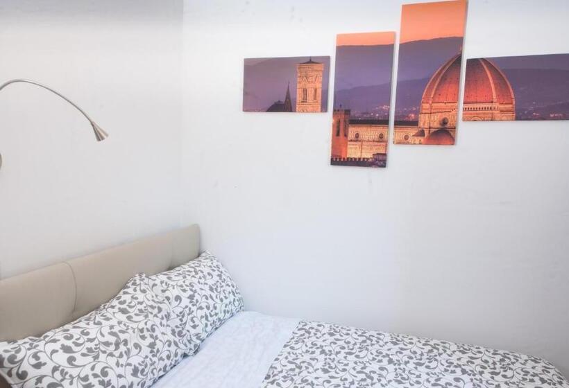 Quarto Basic, Le Tre Lune Suites