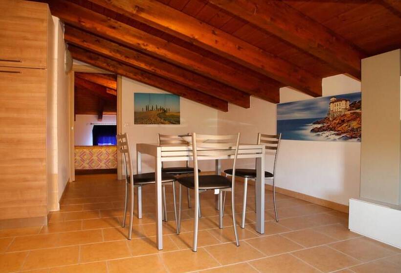 ペントハウス２ベッドルームアパート, Agriturismo San Gregorio