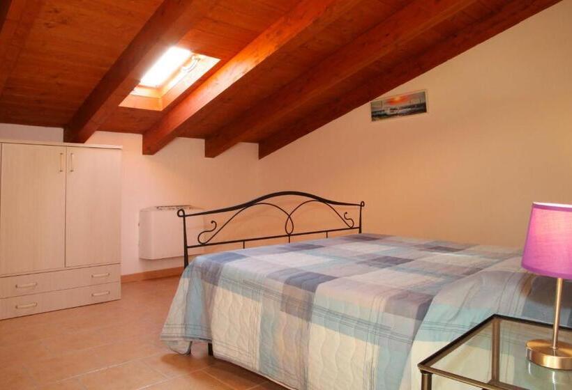 ペントハウス２ベッドルームアパート, Agriturismo San Gregorio