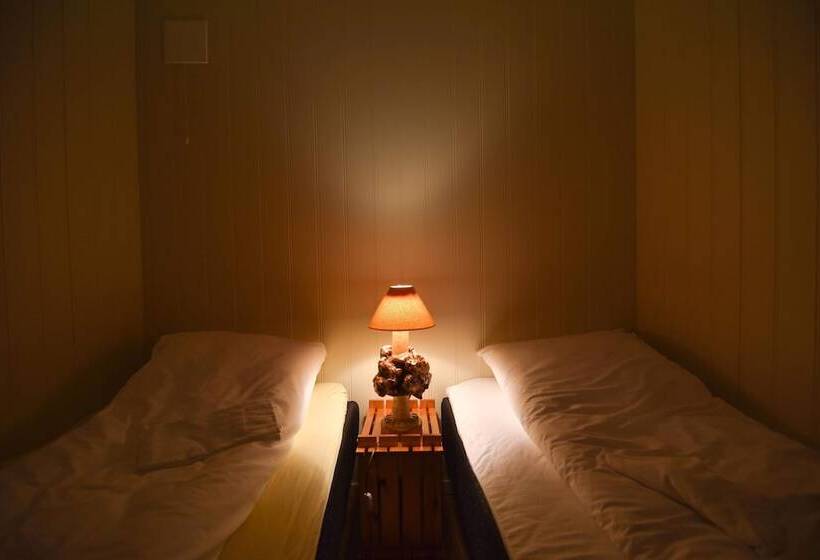 Хижина, Finsnes Gaard