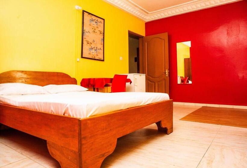 سوئیت با بالکن, Résidence Abdou Diouf 1