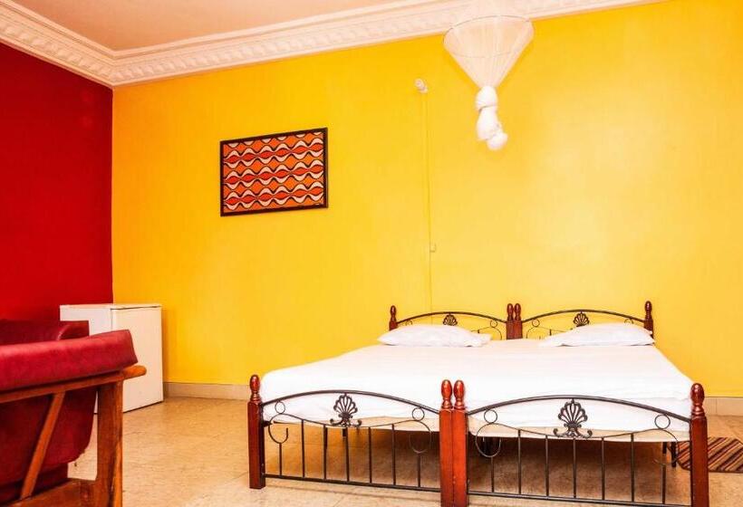 سوئیت با بالکن, Résidence Abdou Diouf 1