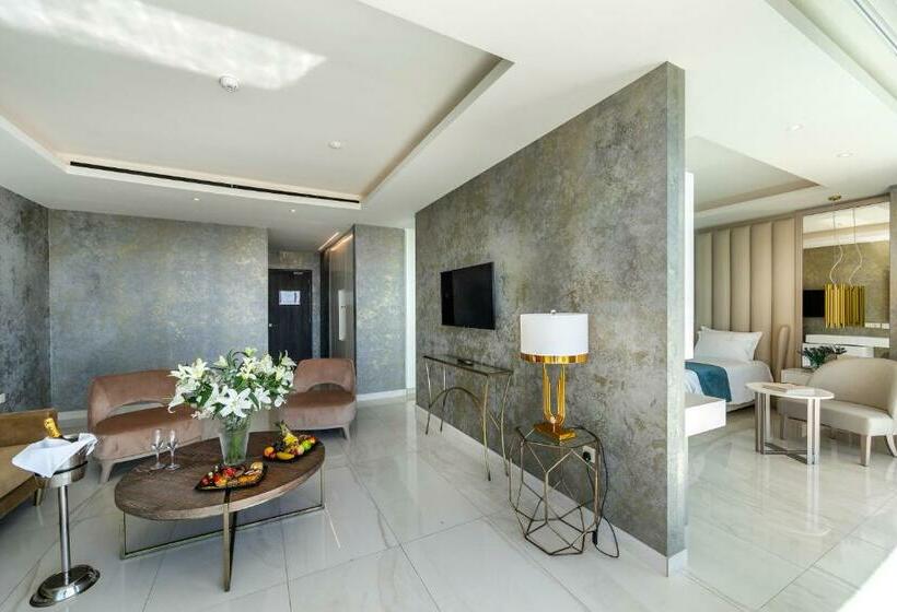 جناح مطلّ علي البحر, Chrysomare Beach Hotel & Resort