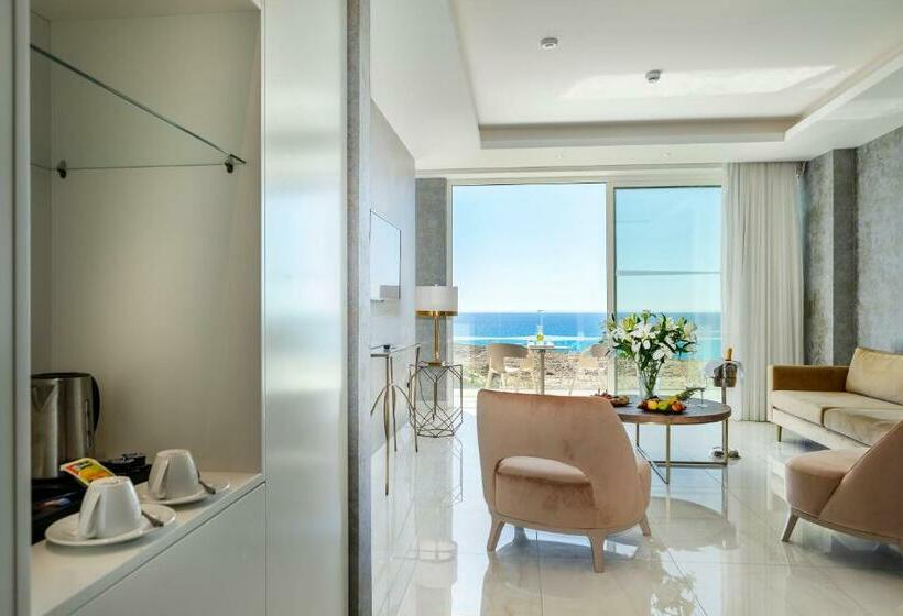 جناح مطلّ علي البحر, Chrysomare Beach Hotel & Resort