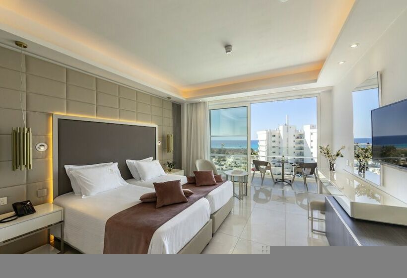 Номер Superior Вид на Море, Chrysomare Beach Hotel & Resort