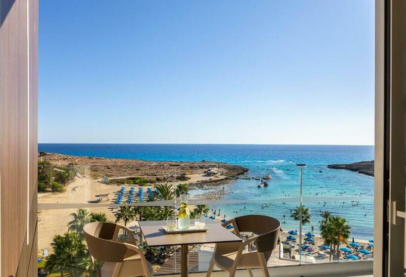 غرفة سوبيريور مطلّة علي البحر, Chrysomare Beach Hotel & Resort