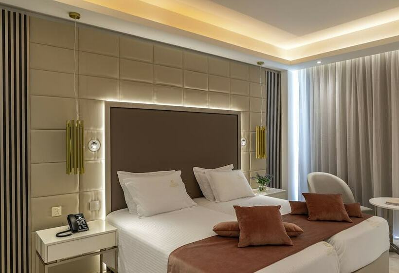 غرفة سوبيريور ذات إطلالة جانبية على البحر, Chrysomare Beach Hotel & Resort