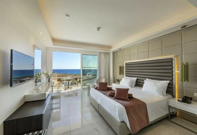 Superior Room Sea View