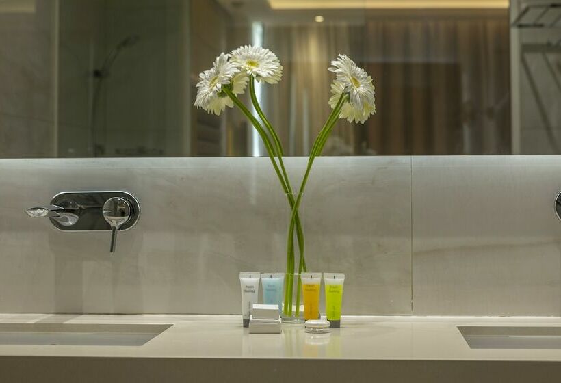 غرفة سوبيريور مطلّة علي البحر, Chrysomare Beach Hotel & Resort