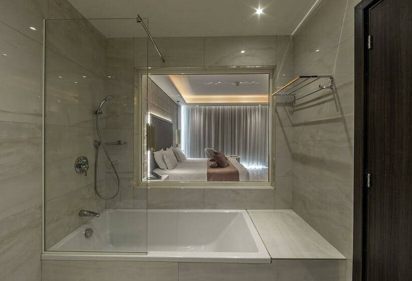 غرفة سوبيريور مطلّة علي البحر, Chrysomare Beach Hotel & Resort