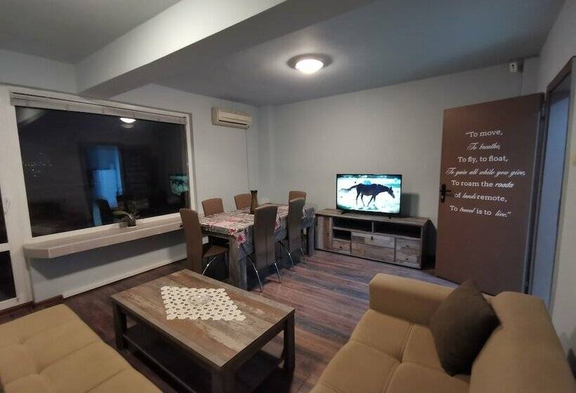 غرفة ديلوكس مزودة بشرفة, Panorama Rooms