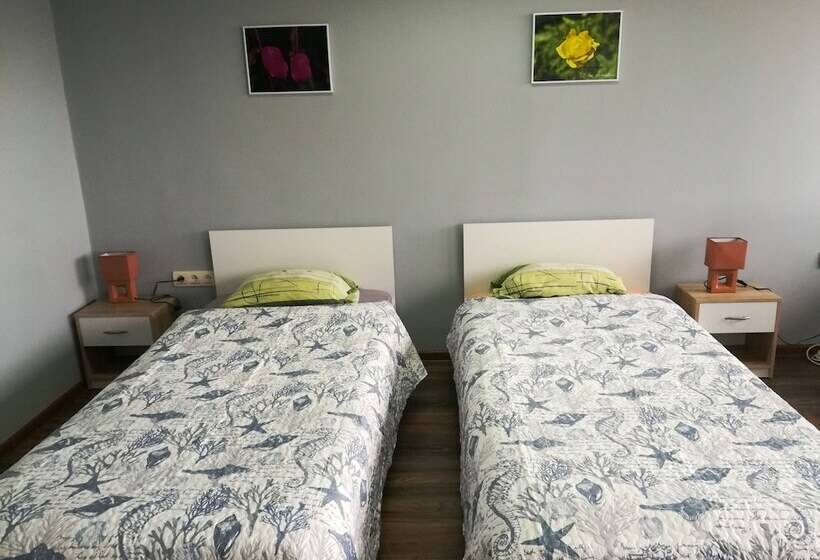 غرفة قياسية, Panorama Rooms