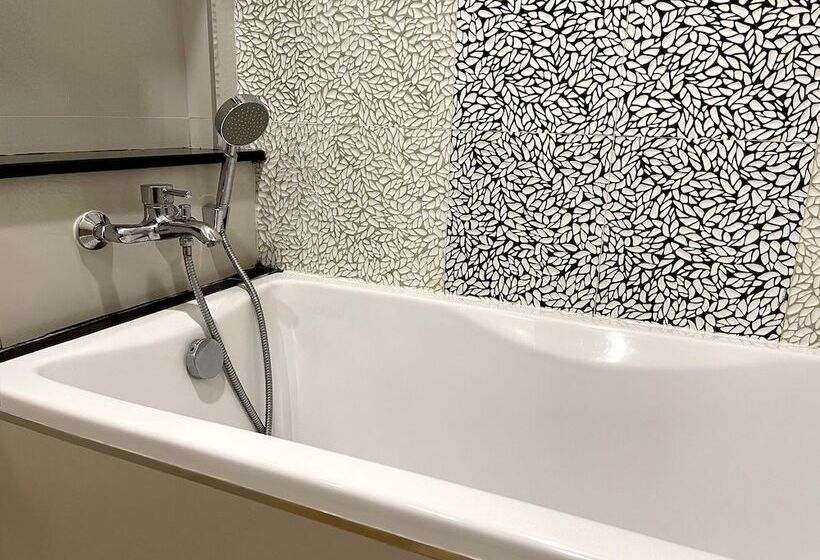 غرفة ديلوكس مطلة على حمام السباحة, Blue Orchid Beach Krabi Sha Certified