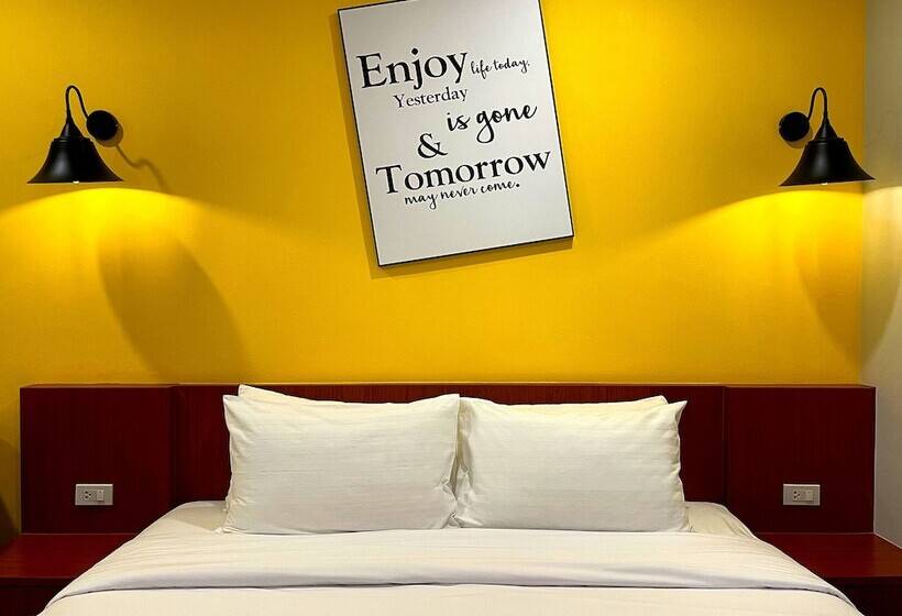 غرفة ديلوكس مطلة على حمام السباحة, Blue Orchid Beach Krabi Sha Certified