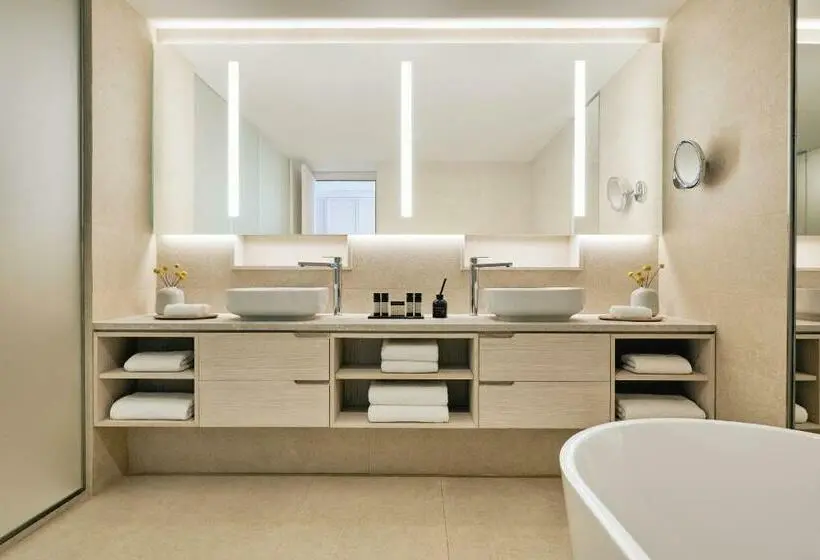 Deluxe Junior Suite Sea View