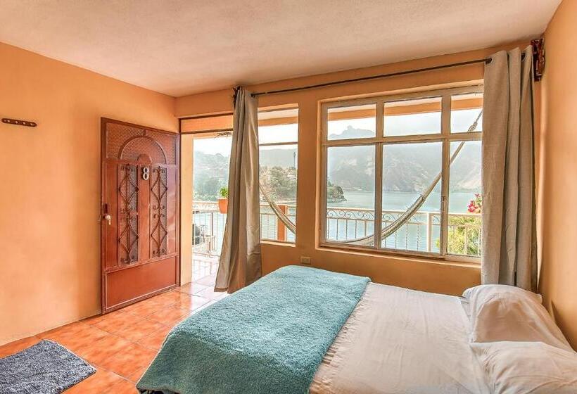 اتاق استاندارد چهار تخته, Amigos