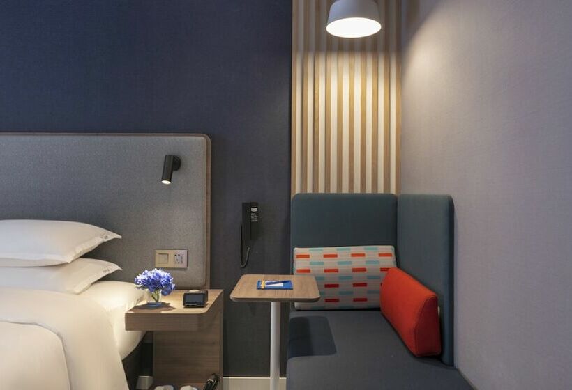 Номер Стандарт Двуспальная Кровать, Holiday Inn Express E Mei Qiliping By Ihg