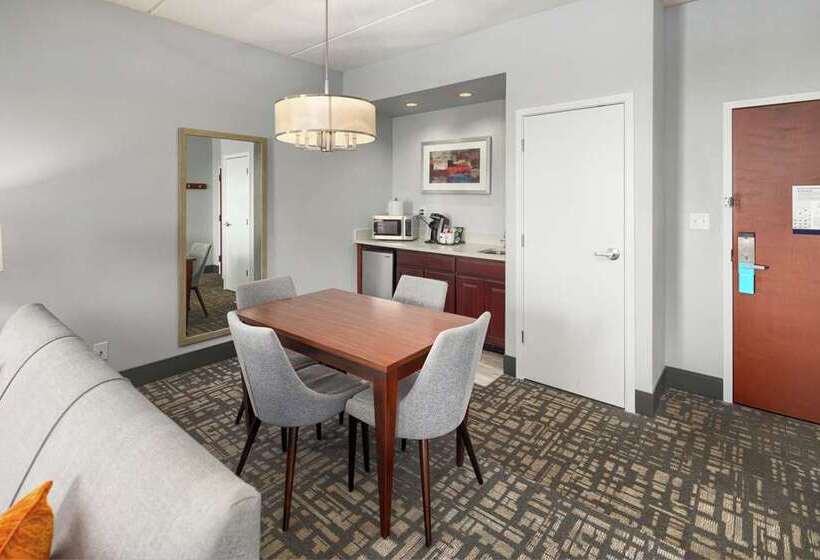 Номер Стандарт, Doubletree By Hilton Omaha Southwest