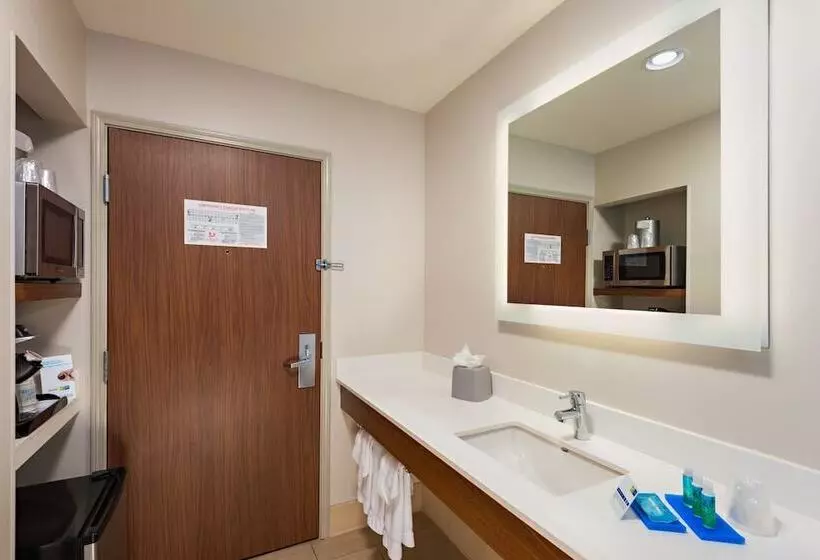 ２ダブルベッドのスタンダードルーム, Holiday Inn Express Peoria North   Glendale, An Ihg