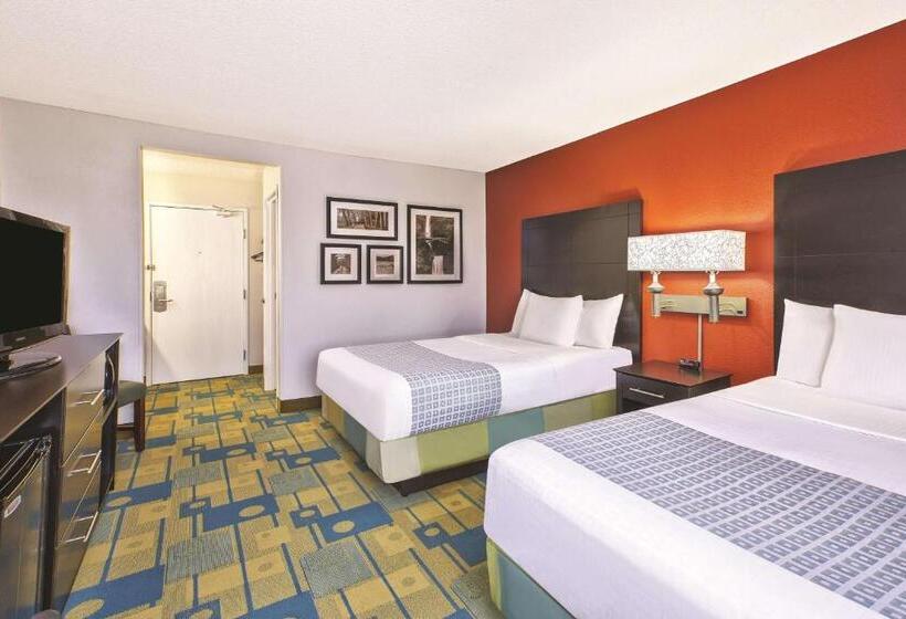 غرفه قياسيه سريرين مزدوجين, La Quinta Inn By Wyndham Toledo Perrysburg