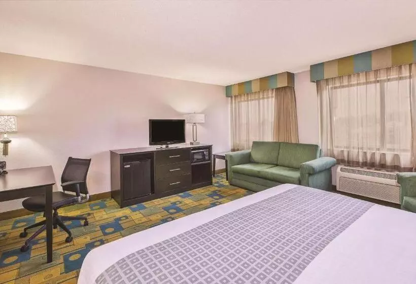 デラックススタジオ, La Quinta Inn By Wyndham Toledo Perrysburg