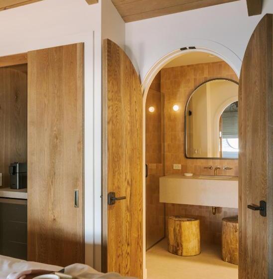 غرفة قياسية سرير كينج, Sonder Woods Cove