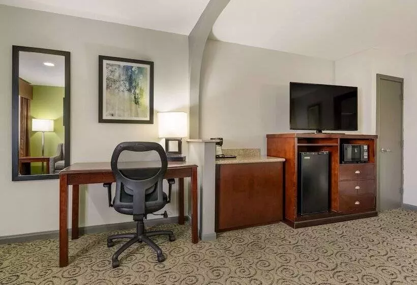 身障者適用スイートルーム, Surestay Hotel By Best Western Deer Park