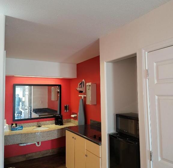 스탠다드 룸 킹사이즈 침대, Texas Inn And Suites Raymondville