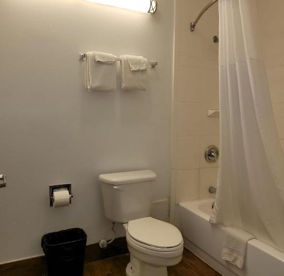 스탠다드 룸, Texas Inn And Suites Raymondville