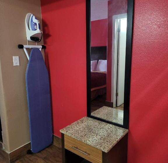 스탠다드 룸 킹사이즈 침대, Texas Inn And Suites Raymondville