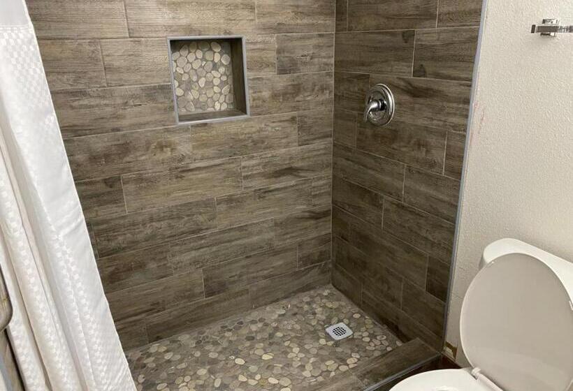 스탠다드 룸, Texas Inn And Suites Raymondville