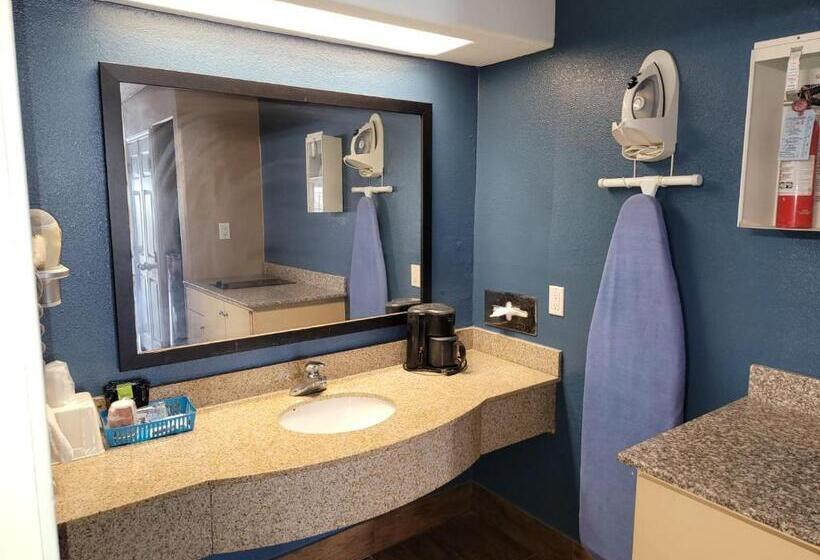 스탠다드 룸, Texas Inn And Suites Raymondville