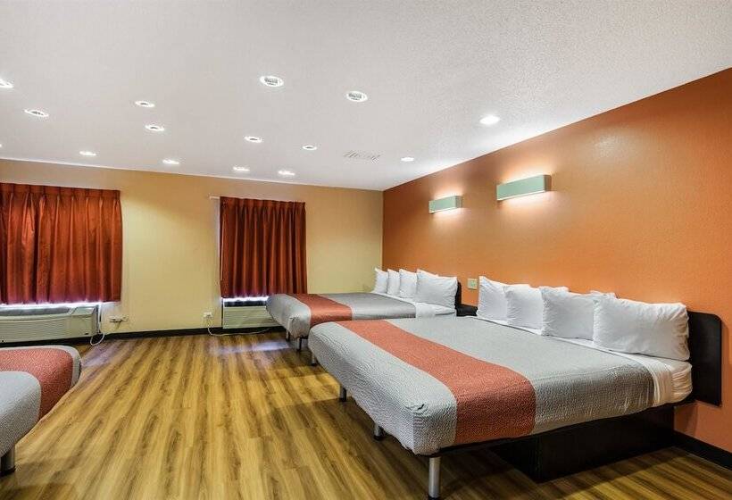 חדר דלוקס, Motel 6libertyville, Il