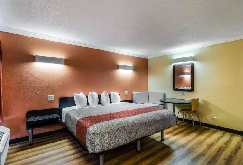 Standard-invahuone, Motel 6libertyville, Il