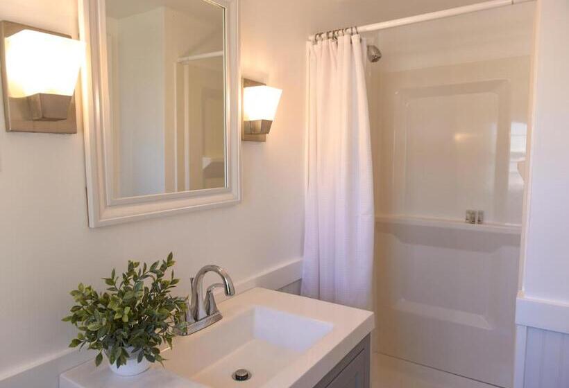 스탠다드 룸 킹사이즈 침대, Cape Cod Veranda