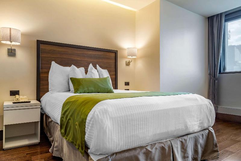 חדר סטנדרט לארבעה, Shirakabako Sakaeen