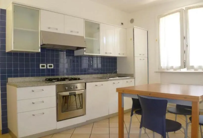Huoneisto 1 Makuuhuone Pohjakerros, Residence La Rotonda