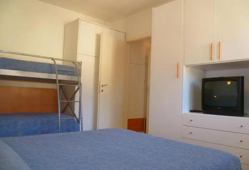 Huoneisto 1 Makuuhuone, Residence La Rotonda