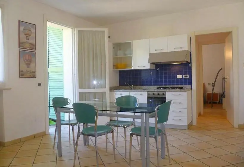 Huoneisto 1 Makuuhuone, Residence La Rotonda