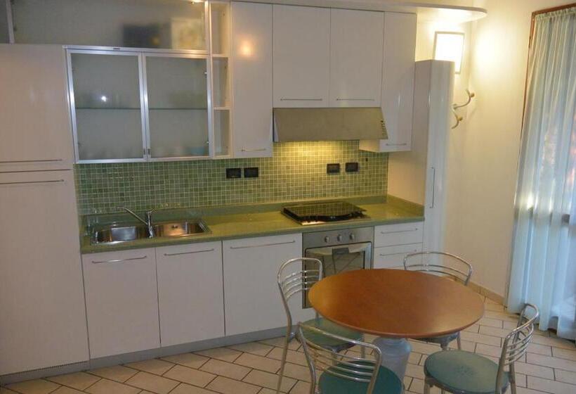 低层单卧公寓, Residence La Rotonda