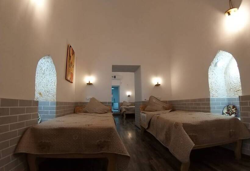 Cama em Quarto Partilhado, Carousel